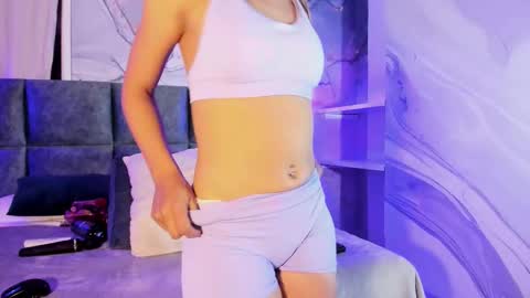 Snapshot of alice_simpson1 chatting on September 17, 9:02 pm alice_simpson1 online show from September 17, 9:02 pm