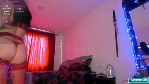 Snapshot of alice_snow_ chatting on October 19, 6:54 pm Alice online show from October 19, 6:54 pm