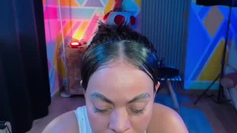 Snapshot of alice_star7 chatting on October 19, 7:49 pm Alice online show from October 19, 7:49 pm