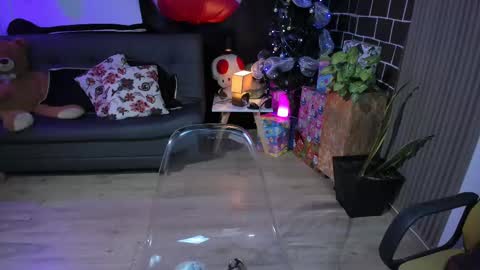 Snapshot of alice_star7 chatting on December 31, 11:31 am Alice online show from December 31, 11:31 am
