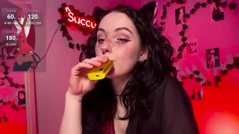 alice_succubus online show from March 6, 8:37 pm