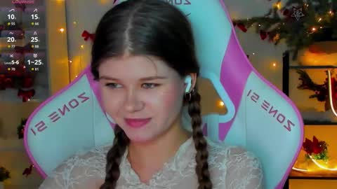 Alice online show from December 22, 4:32 pm