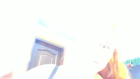 Snapshot of alice_thompsonx chatting on December 21, 11:55 am Alice thompsonx online show from December 21, 11:55 am
