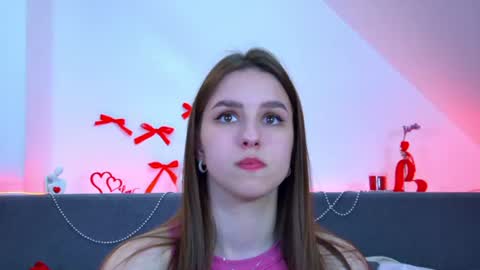 Alice online show from June 19, 9:35 am