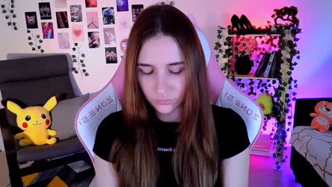 alicecharmy online show from December 11, 10:58 am