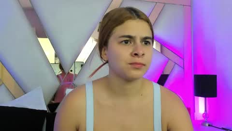 AliceCruz online show from May 29, 12:25 pm
