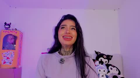 Snapshot of alicee_0 chatting on October 2, 8:14 pm Alice online show from October 2, 8:14 pm