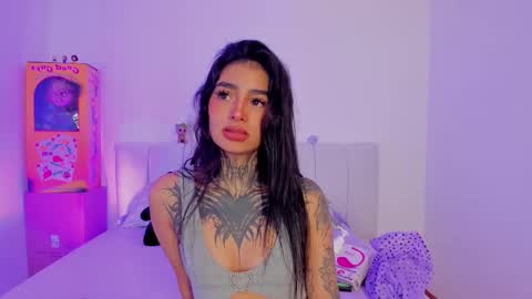 Snapshot of alicee_0 chatting on September 9, 4:07 pm Alice online show from September 9, 4:07 pm