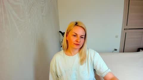 Alicee online show from March 26, 12:51 pm