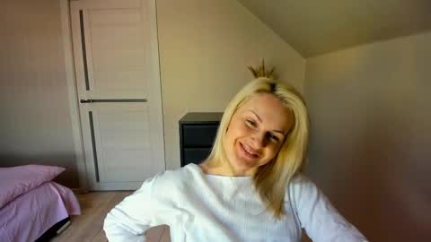 Alicee online show from March 6, 9:36 am