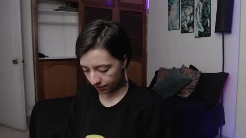 alicee_logan_ online show from November 20, 1:06 am