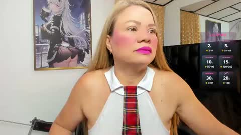 alicee online show from June 11, 7:54 pm