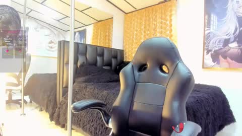 alicee online show from March 22, 8:04 pm