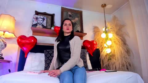 Snapshot of alicee_milf_ chatting on January 29, 11:09 am Aleja online show from January 29, 11:09 am