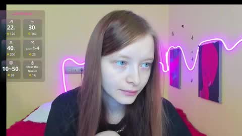 Snapshot of alicehariss chatting on September 9, 1:05 am Alie online show from September 9, 1:05 am