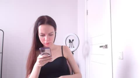 Alice online show from November 9, 9:49 am