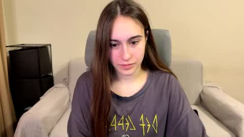 alicekollt online show from April 10, 10:05 pm