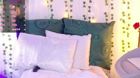 Alice online show from June 3, 2:33 pm