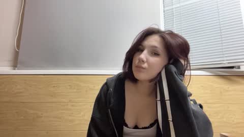 alicemeow332 online show from June 26, 7:59 pm