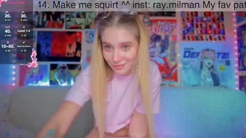 Snapshot of alicemilman chatting on February 8, 12:28 pm Alice  online show from February 8, 12:28 pm