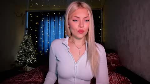 aliceoceaneyes online show from December 14, 10:43 am