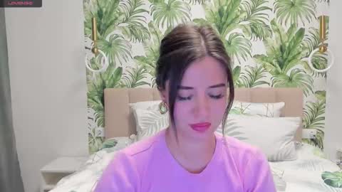 Snapshot of alicetuker chatting on September 24, 6:29 pm Alice online show from September 24, 6:29 pm