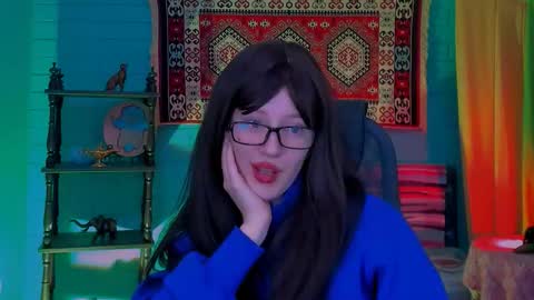 alicewelch_ online show from October 11, 9:25 am