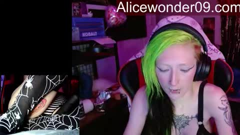Alice online show from March 10, 7:56 am