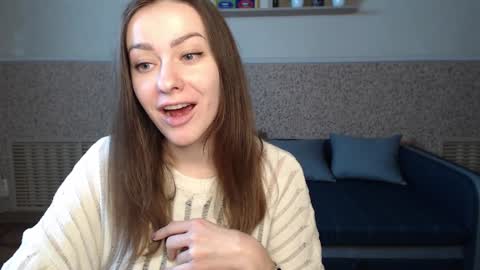 Alice online show from December 15, 4:37 pm