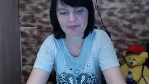 Alicexbaby online show from October 31, 10:30 am