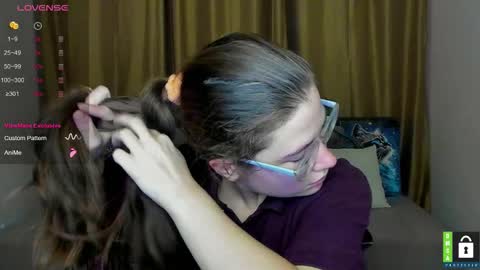 Snapshot of alicia_folow chatting on October 14, 5:26 pm Alicia online show from October 14, 5:26 pm