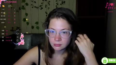 Snapshot of alicia_folow chatting on September 26, 12:03 pm Alicia online show from September 26, 12:03 pm
