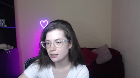 Snapshot of alicia_folow chatting on February 7, 12:39 pm Alicia online show from February 7, 12:39 pm