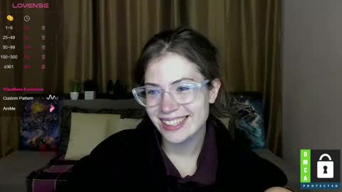 Snapshot of alicia_folow chatting on October 5, 5:18 pm Alicia online show from October 5, 5:18 pm