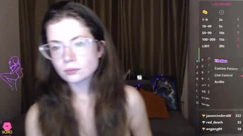 Snapshot of alicia_folow chatting on March 10, 4:28 am Alicia online show from March 10, 4:28 am