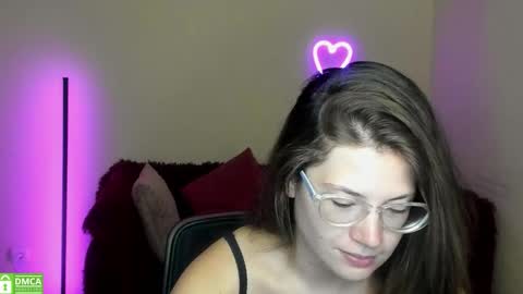Snapshot of alicia_folow chatting on September 10, 11:21 am Alicia online show from September 10, 11:21 am