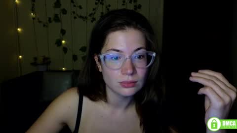 Snapshot of alicia_folow chatting on September 25, 11:53 am Alicia online show from September 25, 11:53 am