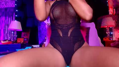 Snapshot of alicia_kyse chatting on October 9, 3:21 am Alicia Kyse online show from October 9, 3:21 am