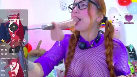 alicia online show from July 11, 4:01 am