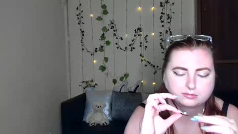 Alicia online show from June 6, 7:03 am