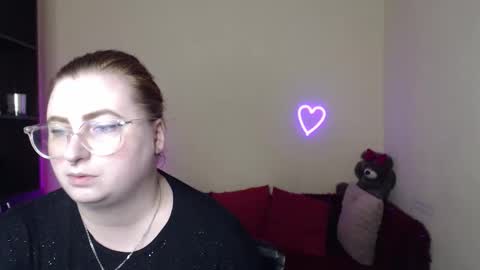 Alicia online show from April 6, 11:22 am