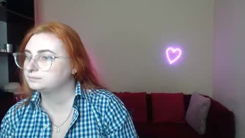 Alicia online show from November 17, 6:30 pm