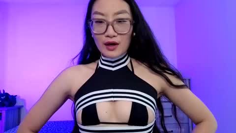 Snapshot of aliciaz3 chatting on September 13, 4:59 pm Alicia Hebi online show from September 13, 4:59 pm