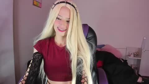 Aiko  Independent Model  online show from December 2, 6:41 pm