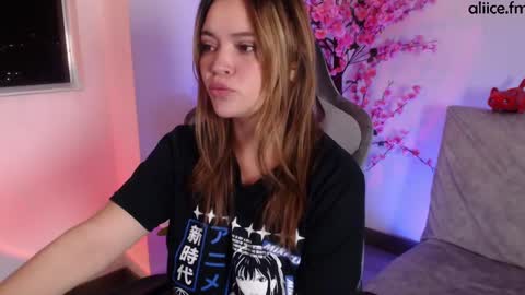 aliicefm online show from October 6, 6:30 am