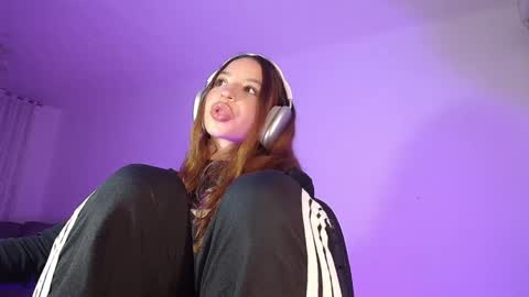  NYX  online show from May 25, 2:32 am