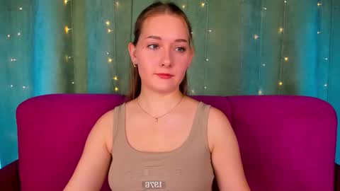 alinawise online show from November 14, 1:49 am