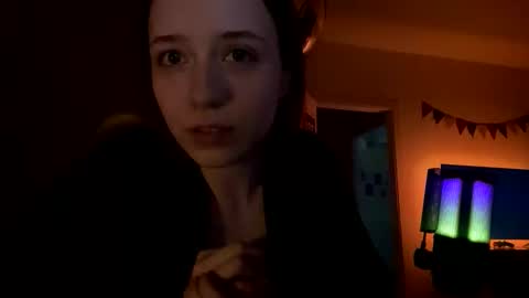 alincka online show from November 11, 5:47 am