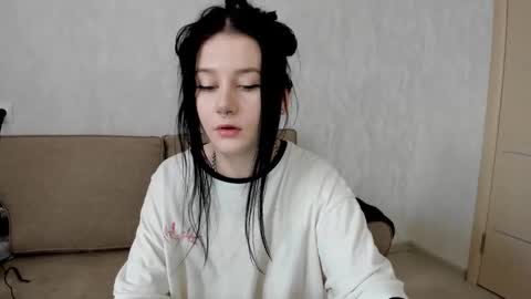 Snapshot of alinegreeeen chatting on March 2, 5:54 am Aline Greeeen online show from March 2, 5:54 am
