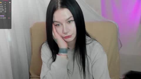 Snapshot of alinegreeeen chatting on February 11, 3:50 am Aline Greeeen online show from February 11, 3:50 am